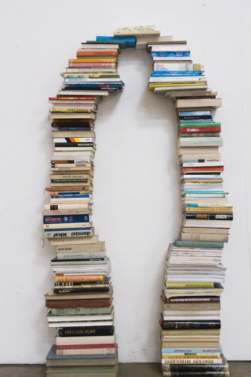 Daha Az Kitap, Daha Çok Bilgelik